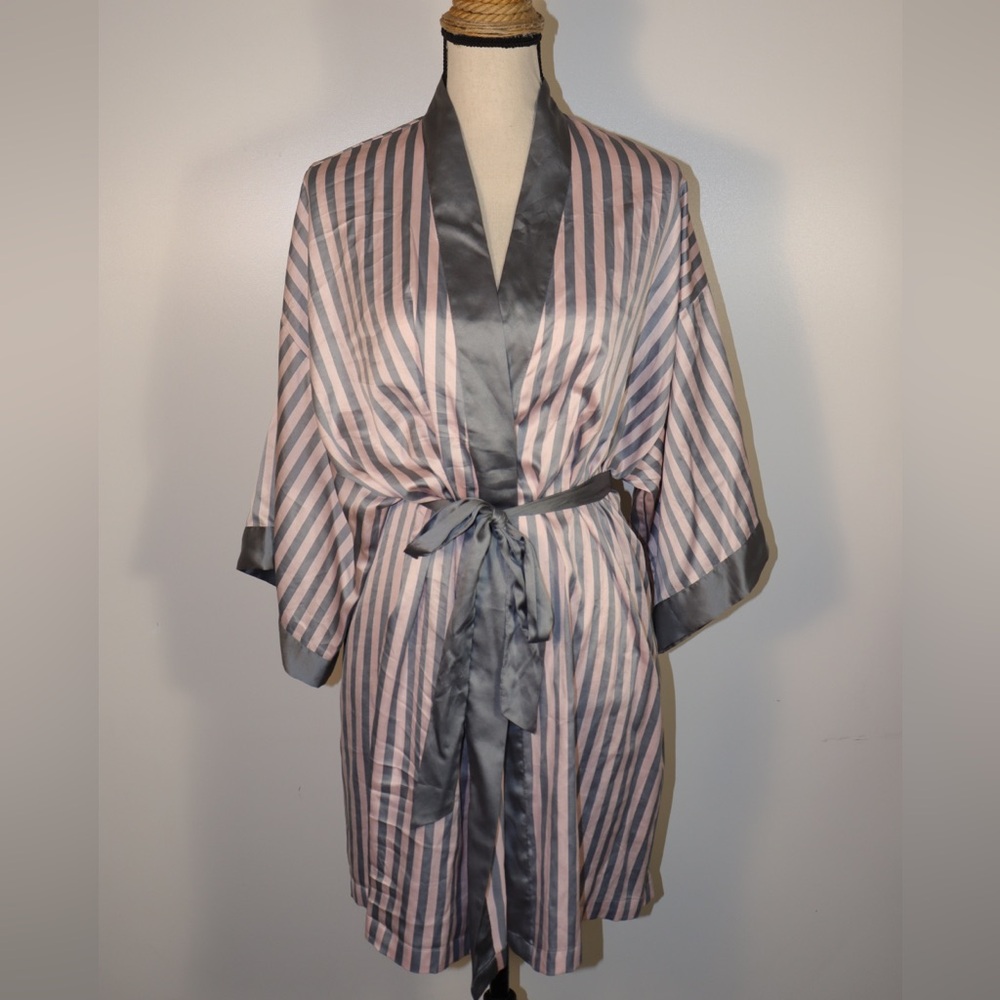Victoria Secret - Slik Robe